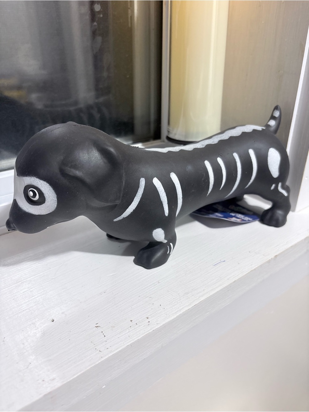 Toy mendous weenie dog skeleton squishy viral Halloween